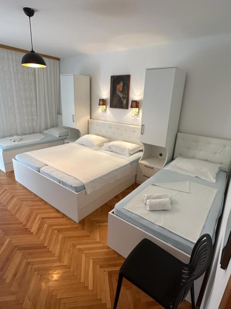 Apartments By The Sea Duce, Omis - 2992 Dugi Rat Buitenkant foto