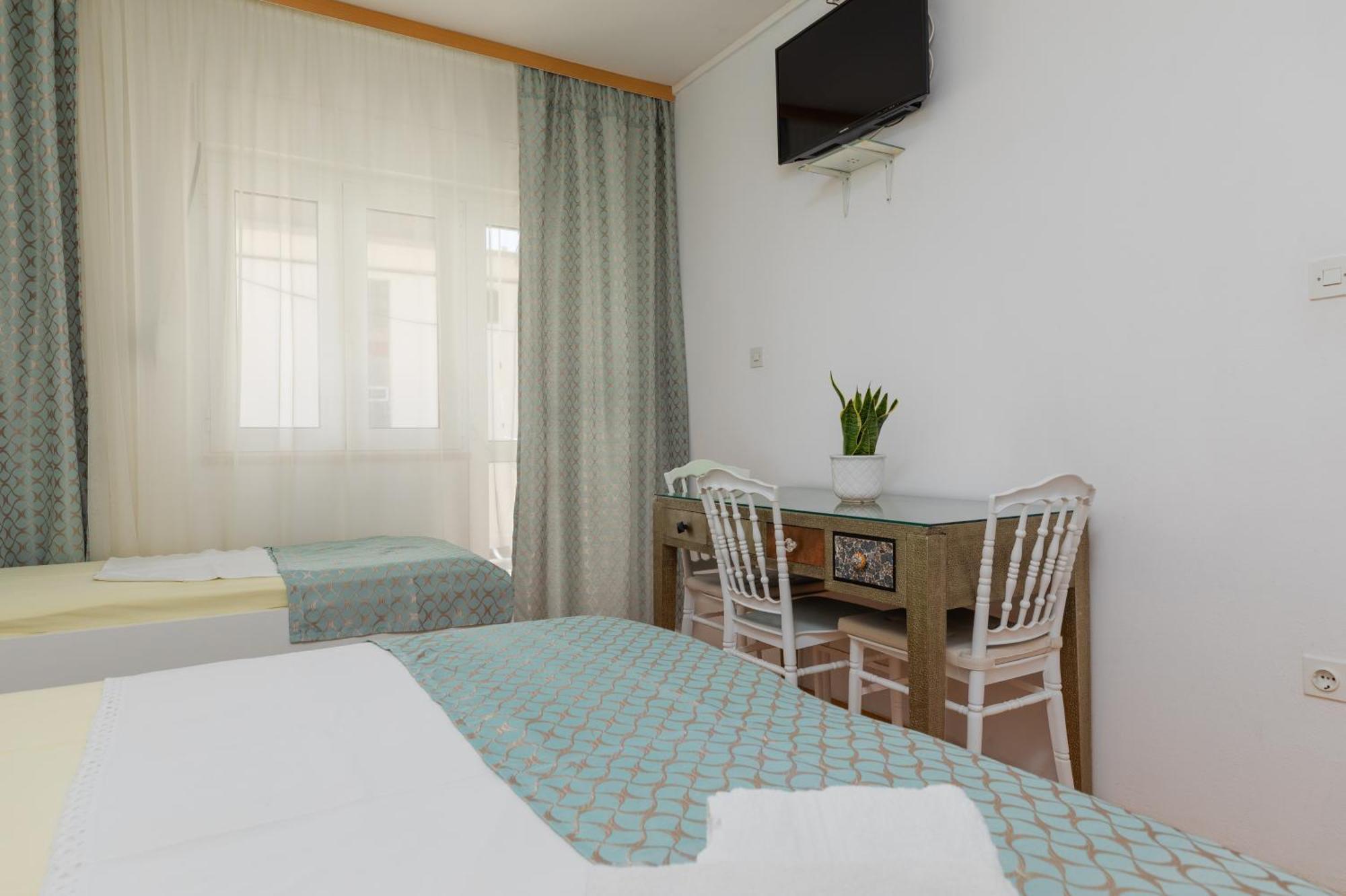 Apartments By The Sea Duce, Omis - 2992 Dugi Rat Kamer foto