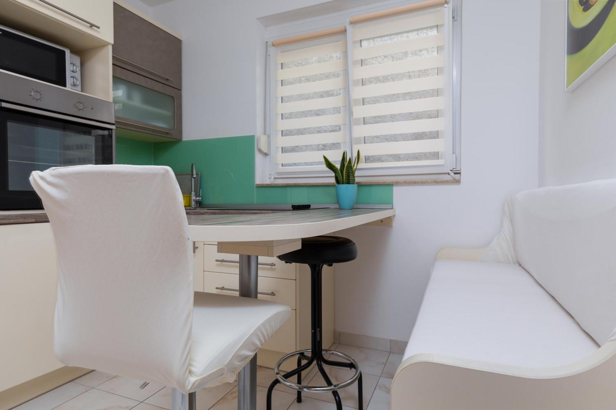 Apartments By The Sea Duce, Omis - 2992 Dugi Rat Kamer foto